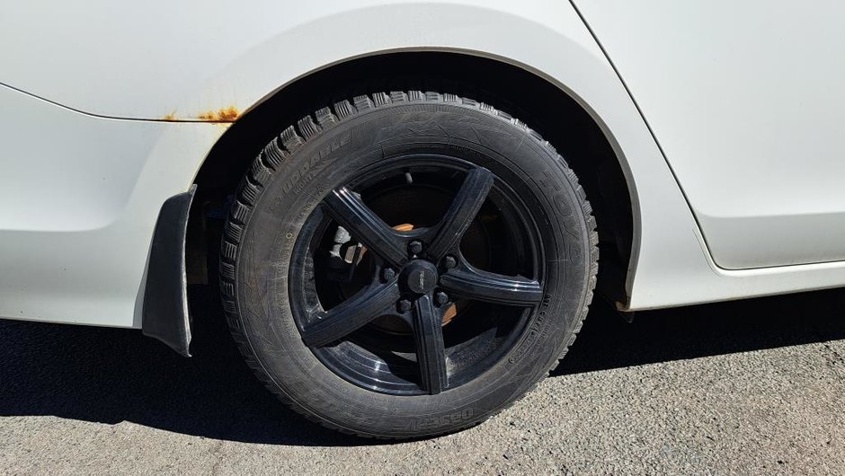 Honda Accord EX 2010-37