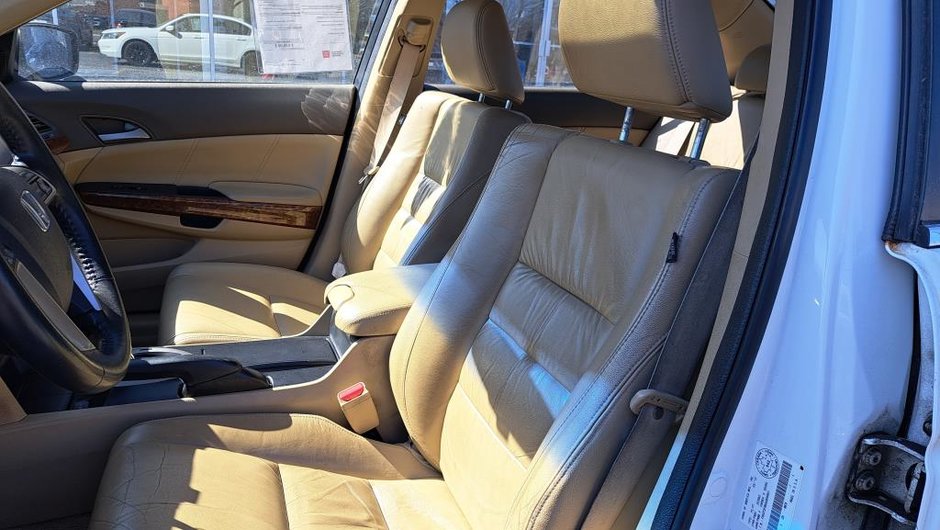 Honda Accord EX 2010-8
