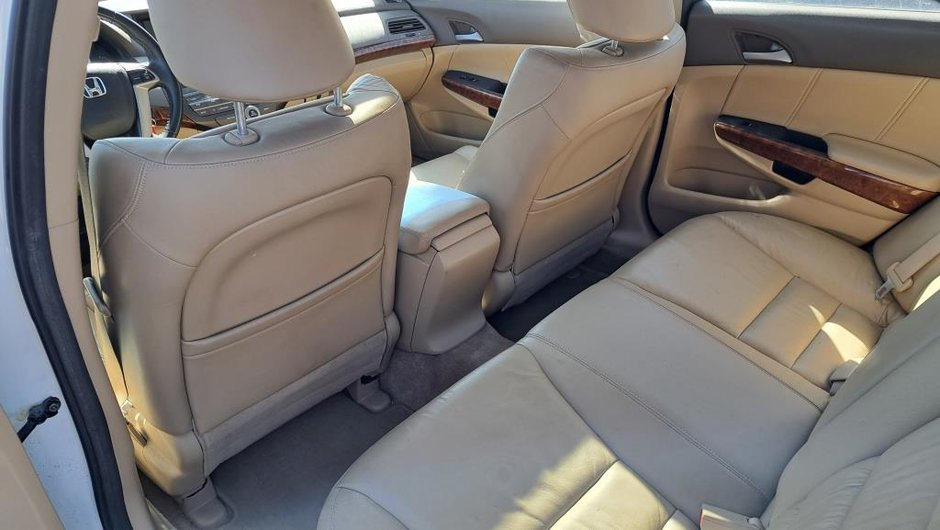Honda Accord EX 2010-31