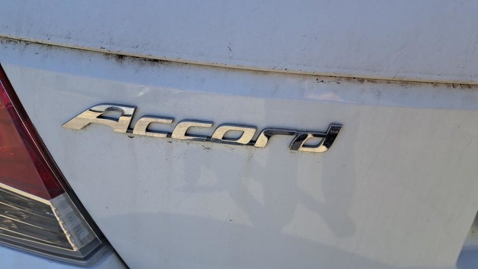 Honda Accord EX 2010-36
