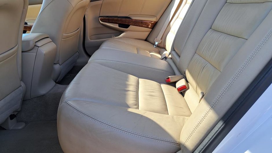 Honda Accord EX 2010-28