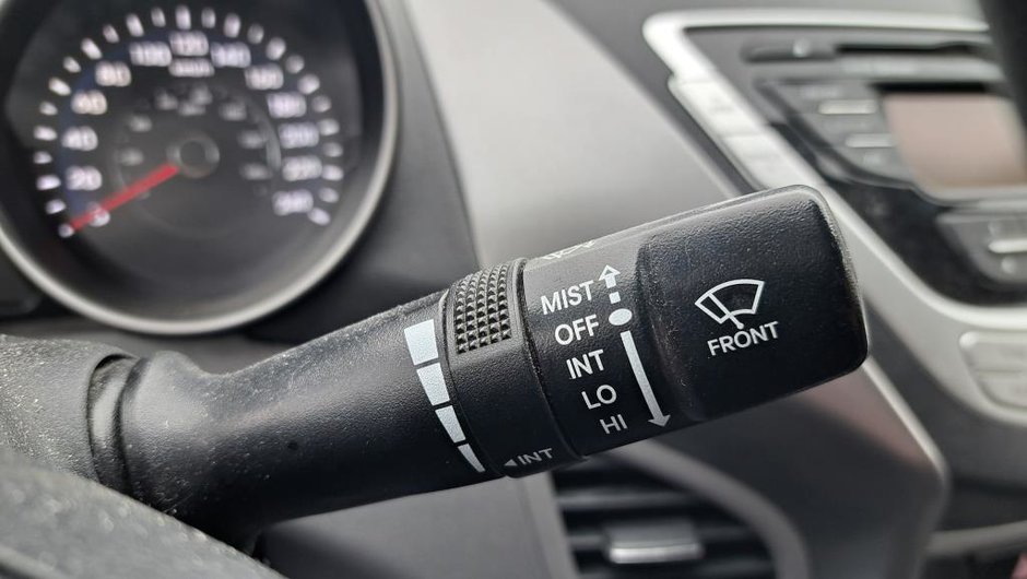2013 Hyundai Elantra GL AUTO-10