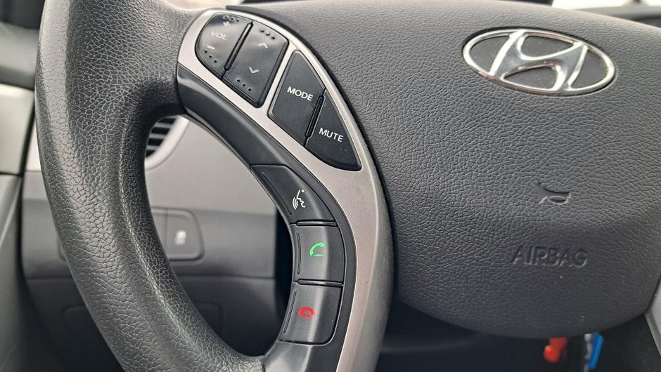 2013 Hyundai Elantra GL AUTO-11