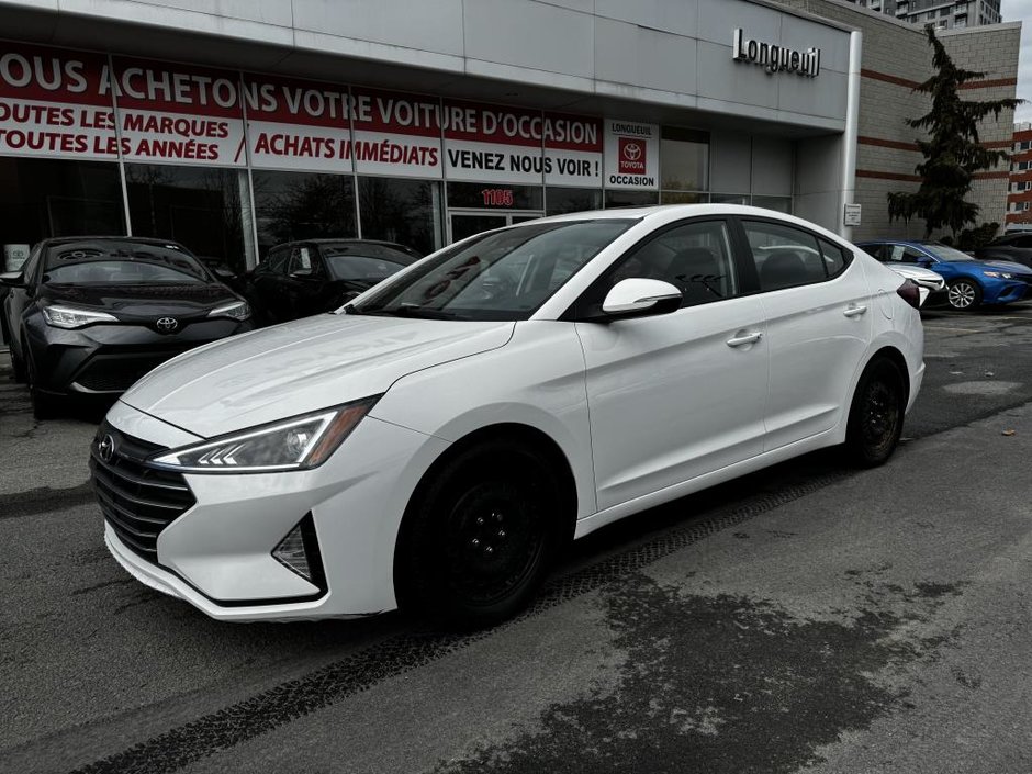 2020  Elantra Preferred w/Sun & Safety Package in Longueuil, Quebec