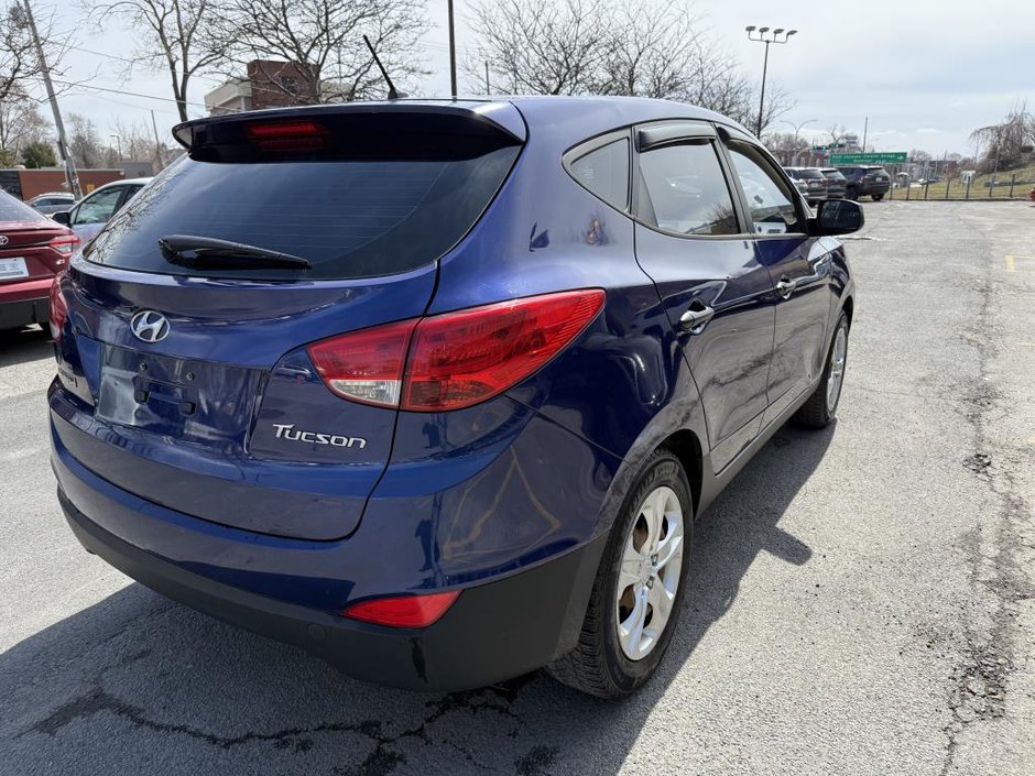 Hyundai Tucson GL MANUEL FWD 2013-5
