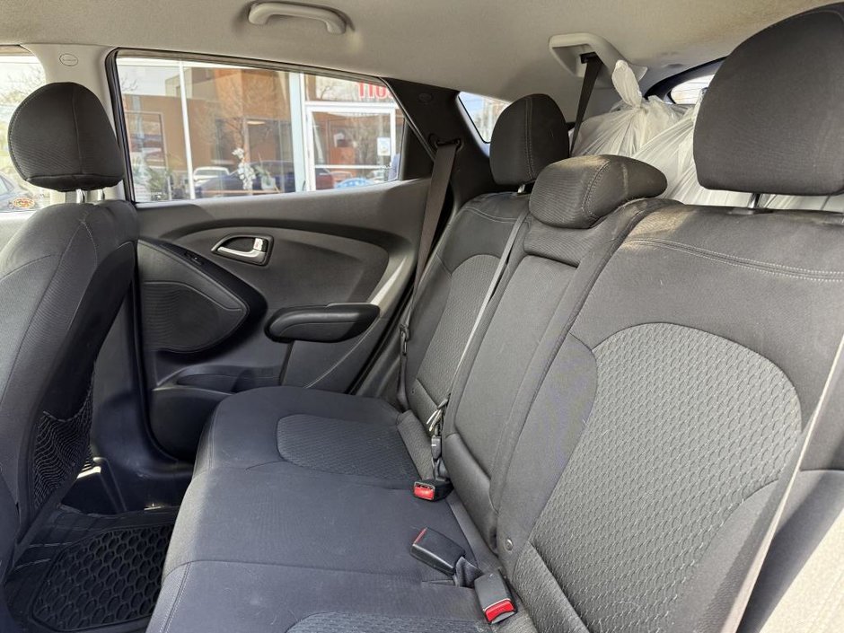 Hyundai Tucson GL MANUEL FWD 2013-26