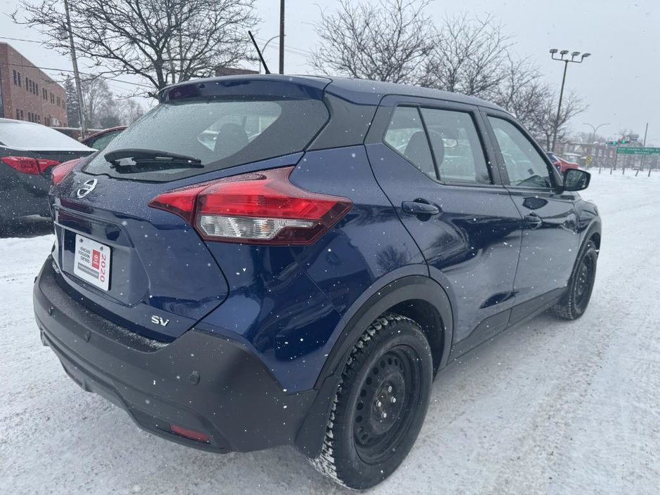 Nissan Kicks SV FWD 2020-3