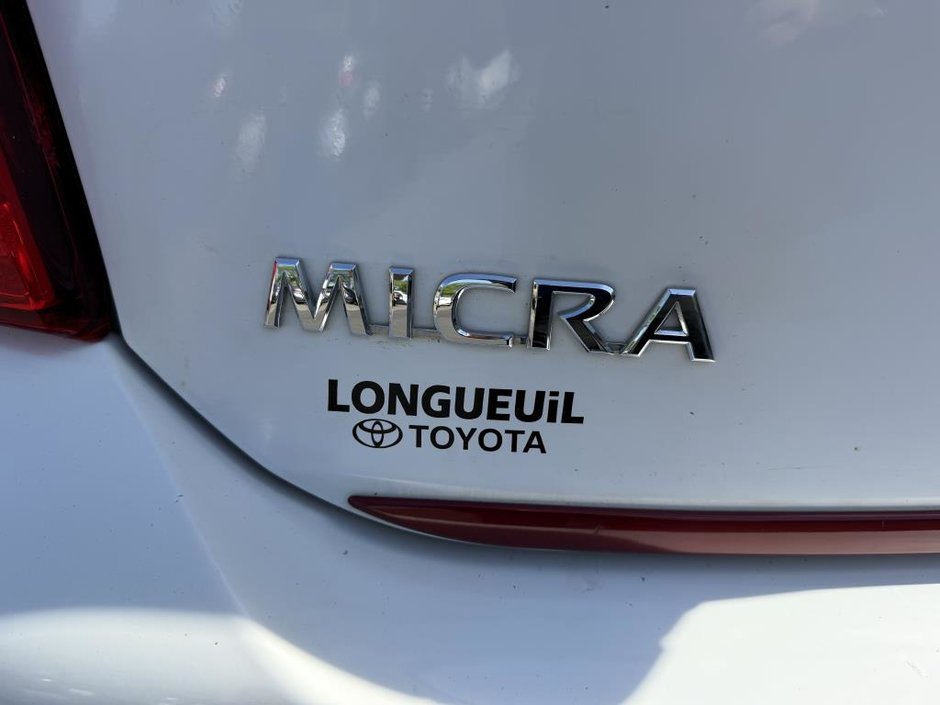 2015 Nissan Micra SV HATCHBACK-37