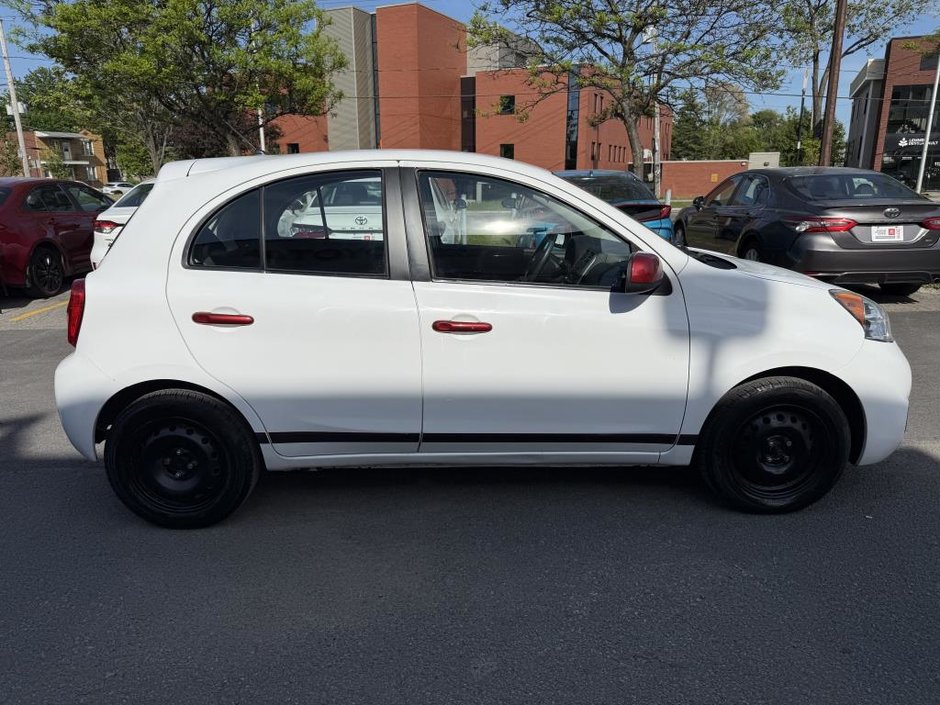 2015 Nissan Micra SV HATCHBACK-6