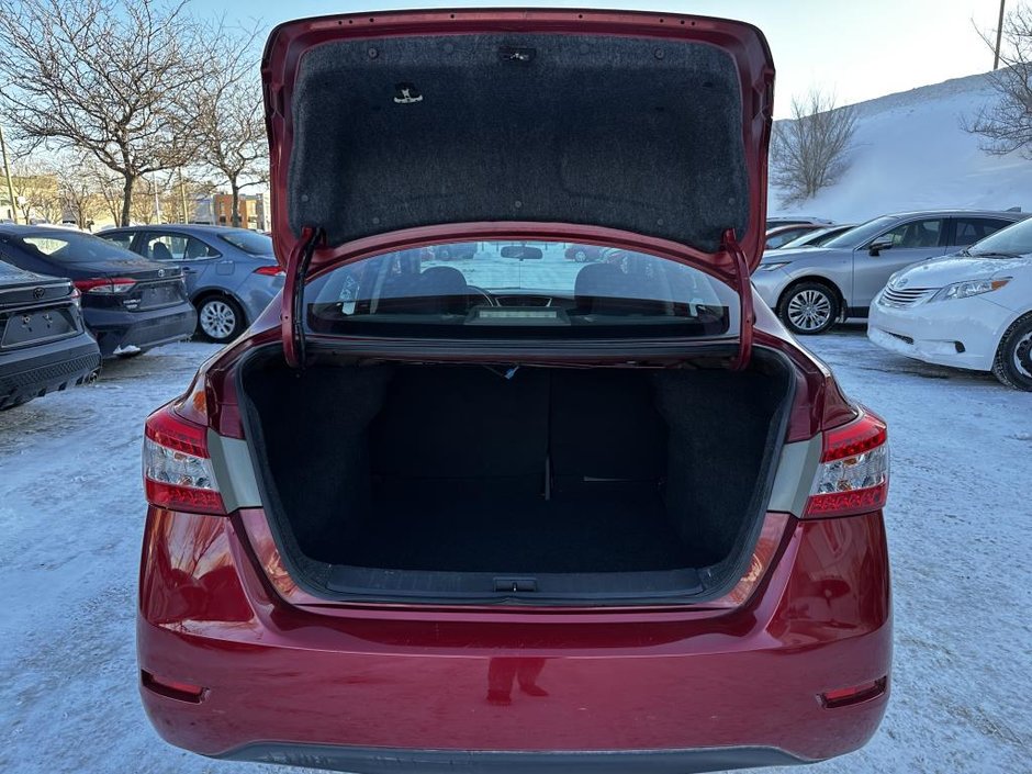 2014 Nissan Sentra SV AUTO-32