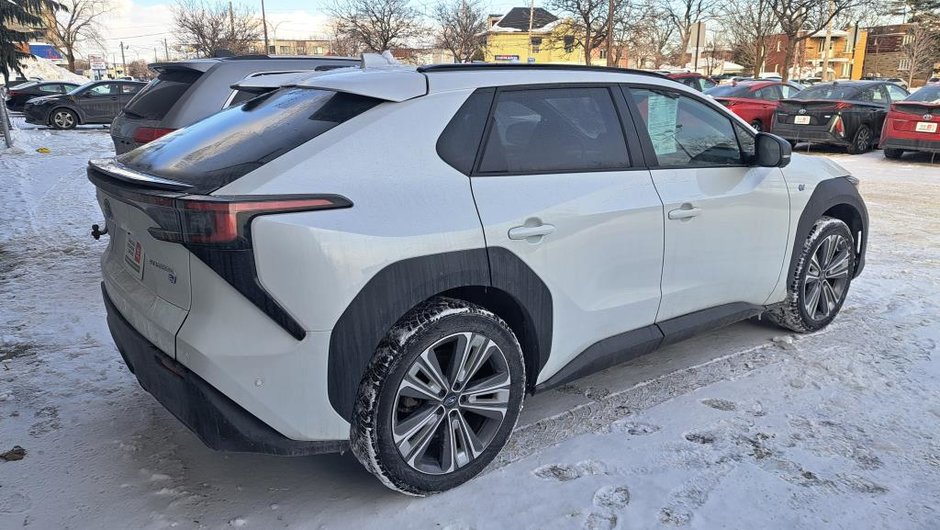 2023 Subaru SOLTERRA AWD LUXURY PACKAGE-4