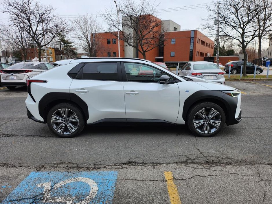 2023 Subaru SOLTERRA AWD LUXURY PACKAGE-6