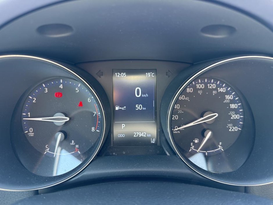 2021 Toyota C-HR XLE PREMIUM FWD-15