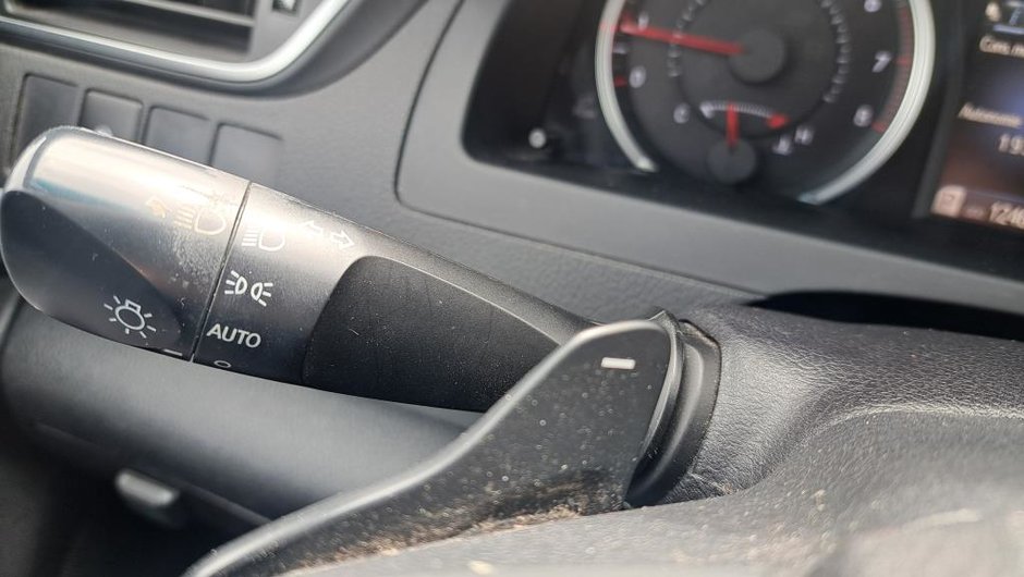 Toyota Camry SE 2015-15