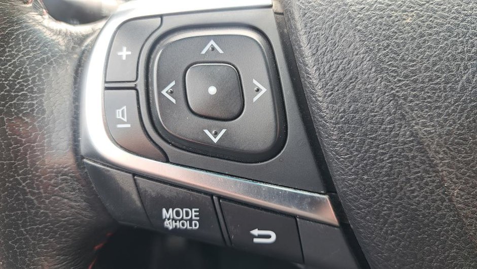 Toyota Camry SE 2015-14