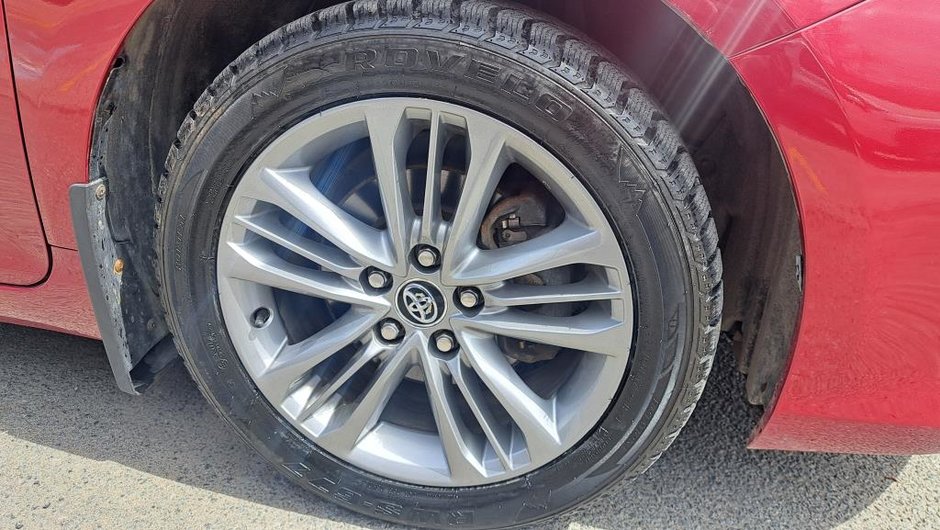 Toyota Camry SE 2015-30