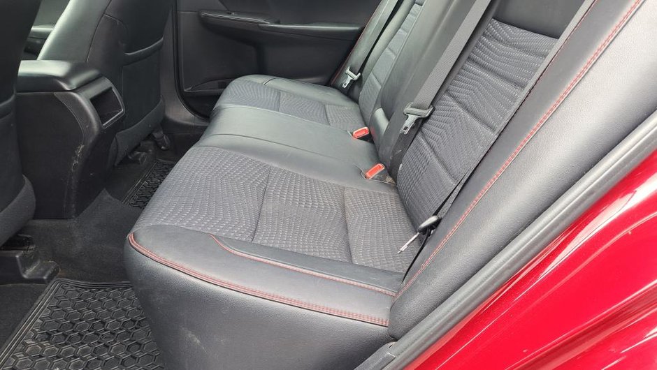 Toyota Camry SE 2015-22