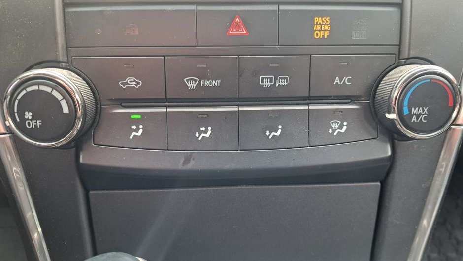 Toyota Camry SE 2015-19
