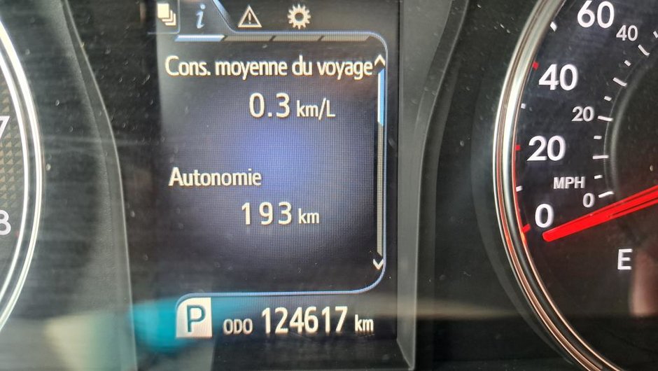Toyota Camry SE 2015-11