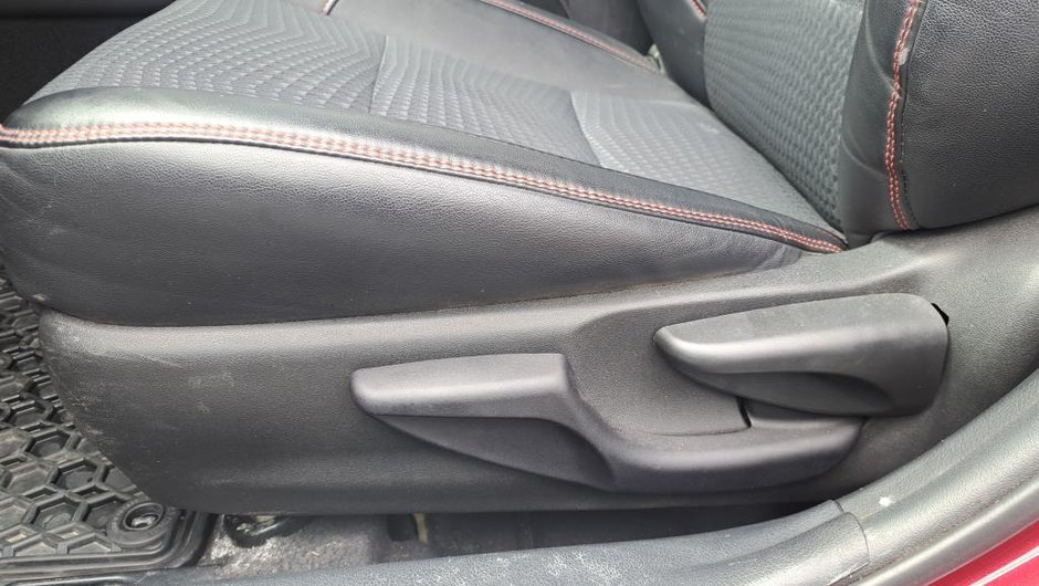 Toyota Camry SE 2015-6