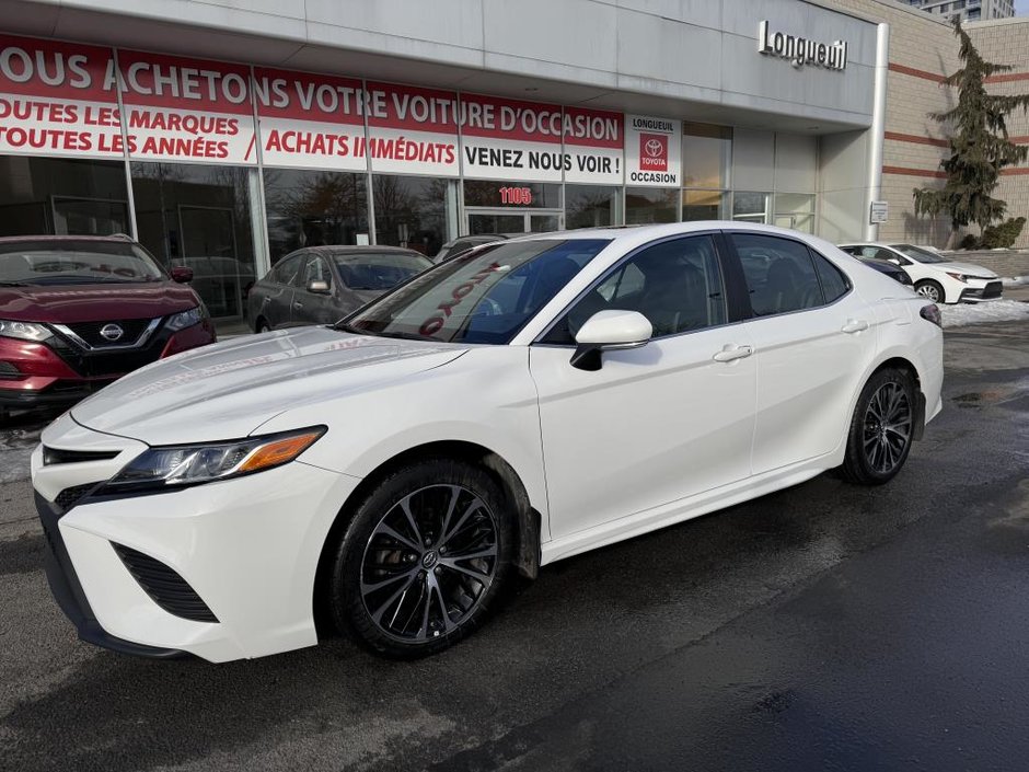 2018  Camry SE in Longueuil, Quebec