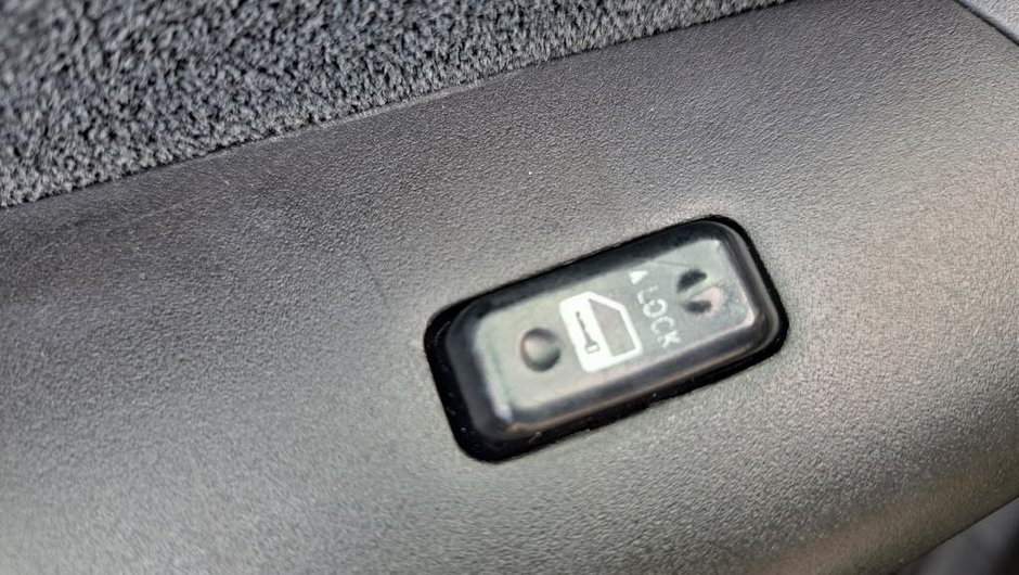 Toyota Corolla COROLLA SPORT MAN/4C 2005-18