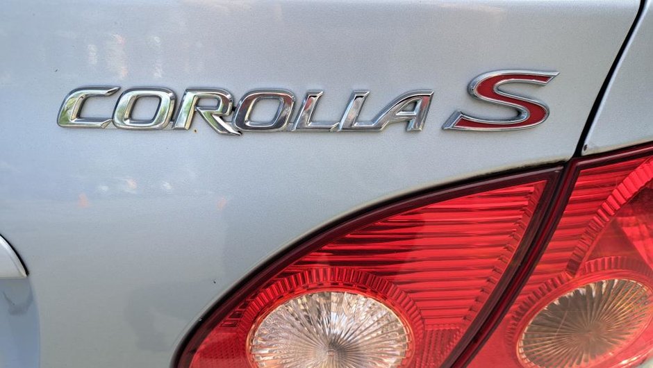 Toyota Corolla COROLLA SPORT MAN/4C 2005-28