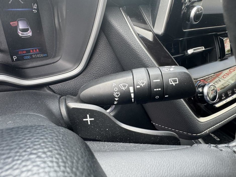 2019 Toyota Corolla Hatchback SE Hatchback-20