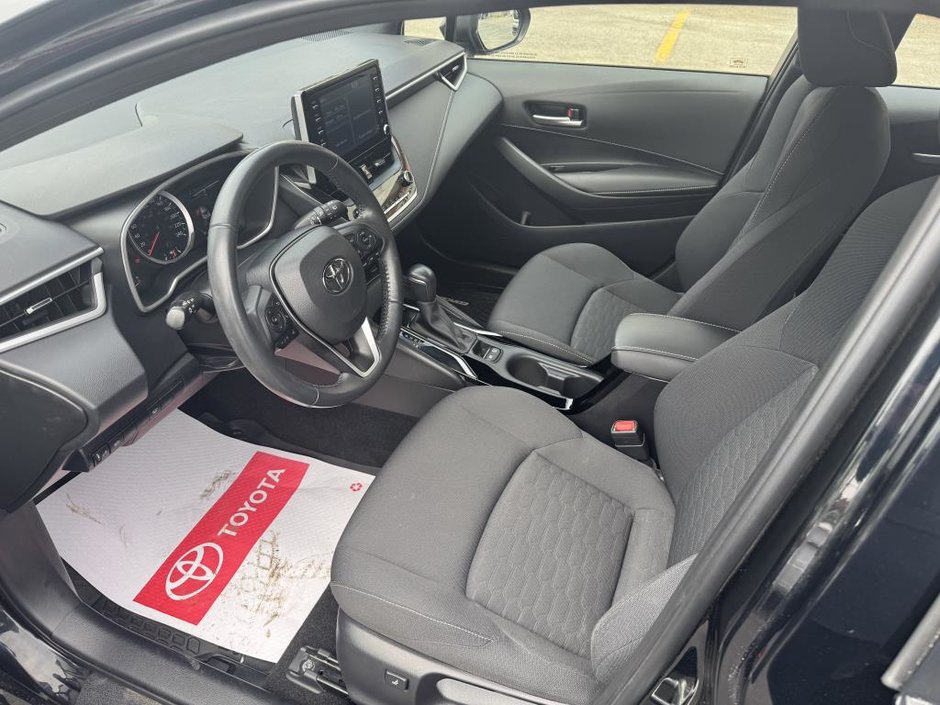 2019 Toyota Corolla Hatchback SE Hatchback-8
