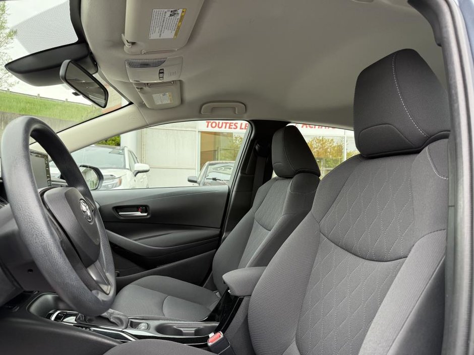 2020 Toyota Corolla LE-11