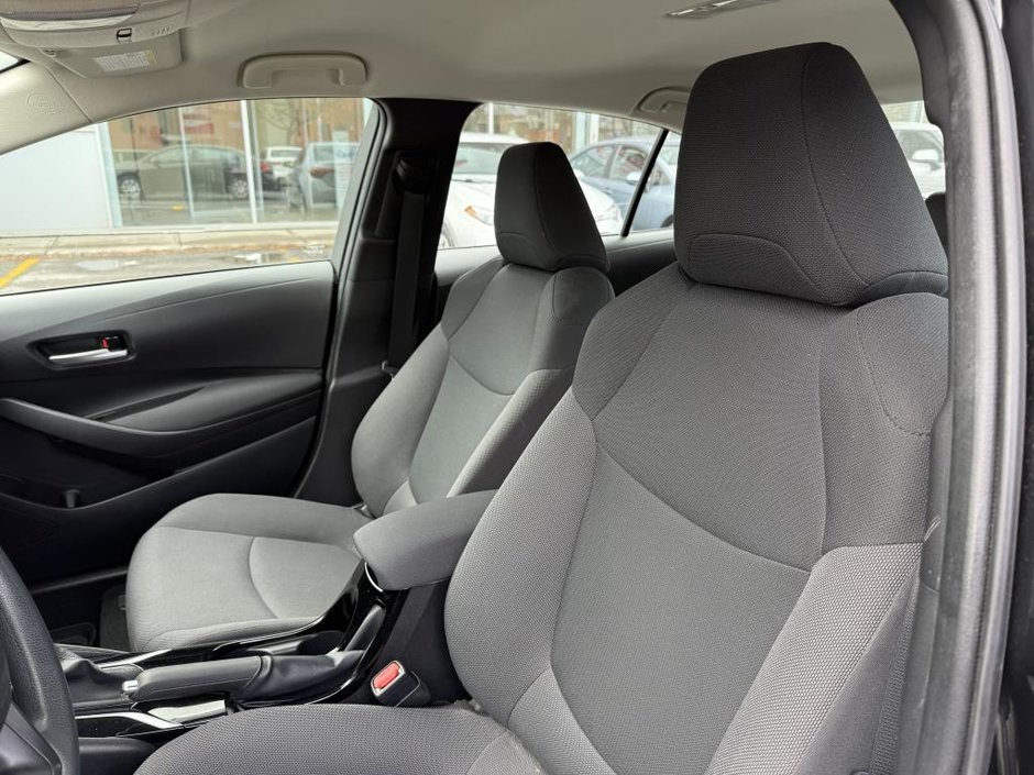 Toyota Corolla L 2021-10