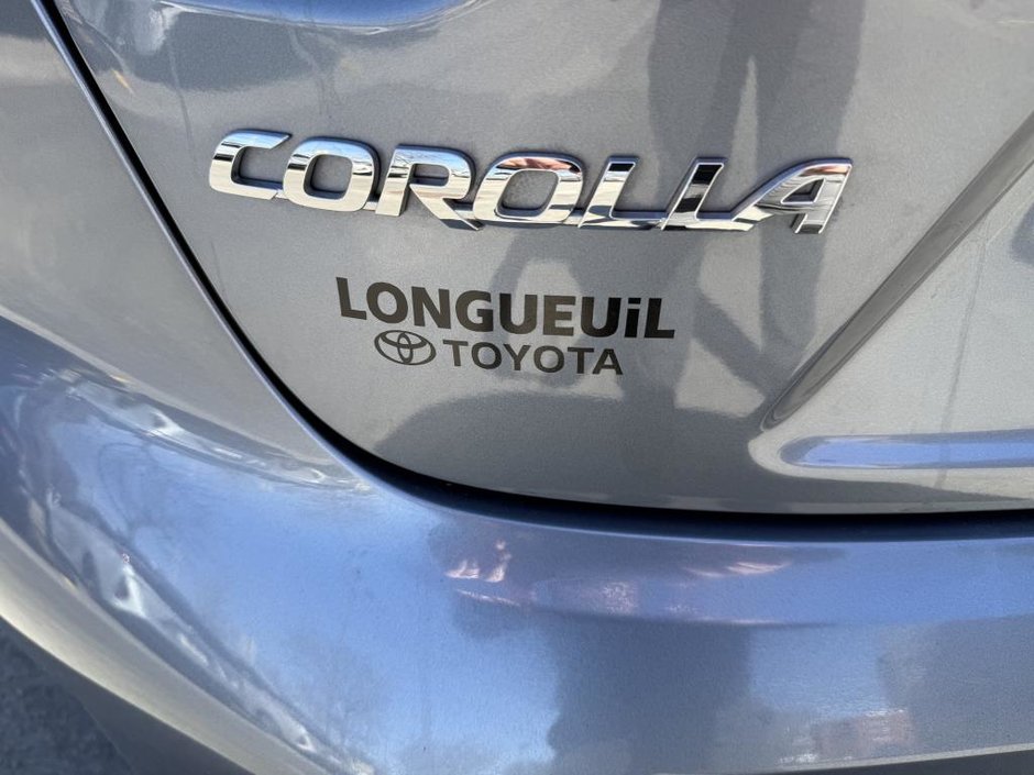 2021 Toyota Corolla LE-33