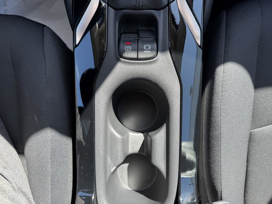 2021 Toyota Corolla LE-28