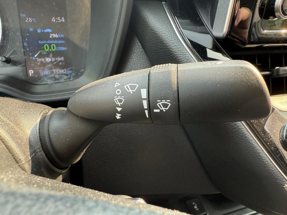 Toyota Corolla LE CVT 2021-20