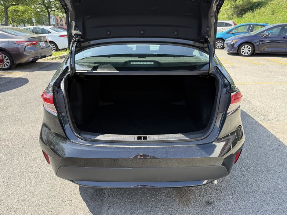 2021 Toyota Corolla LE-34