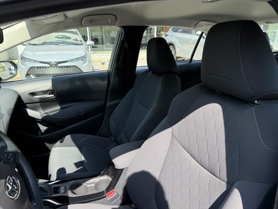 2021 Toyota Corolla LE-11