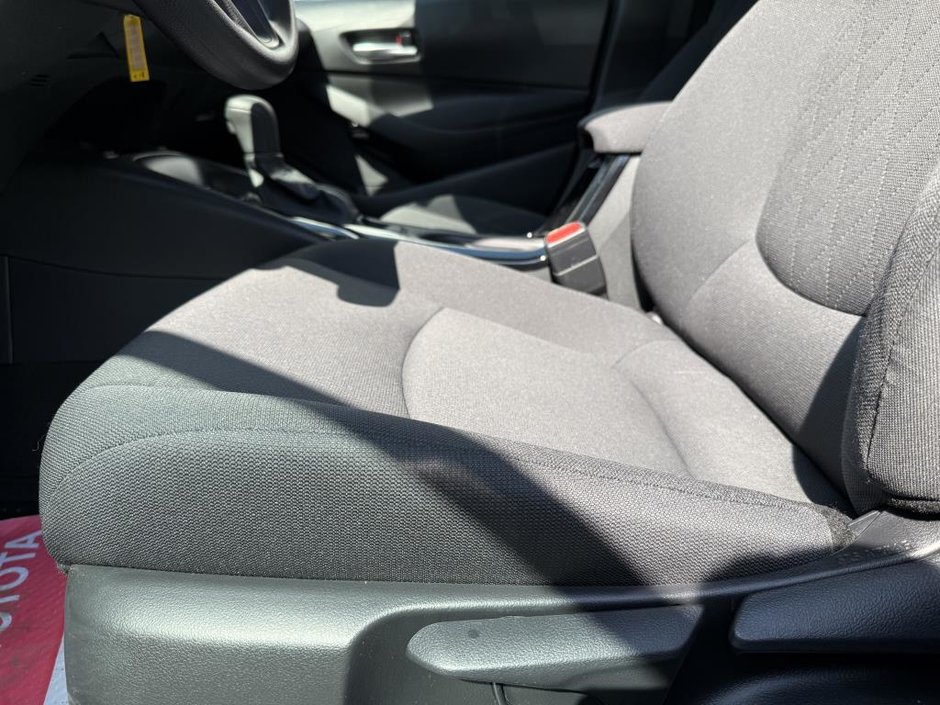 2021 Toyota Corolla LE-10