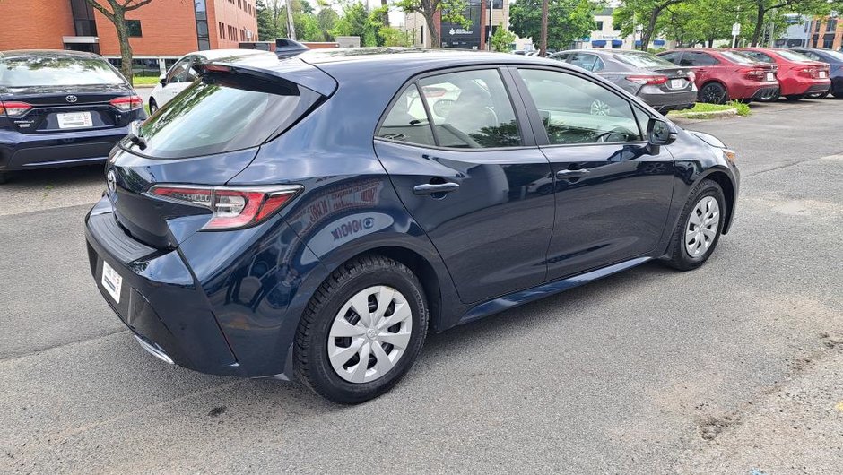 Toyota Corolla Hatchback SE 2022-3