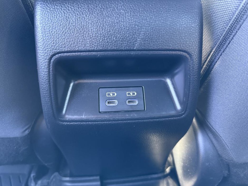 Toyota Corolla SE Upgrade * TOIT OUVRANT + BAS KM + CERTIFIÉ 2023-29