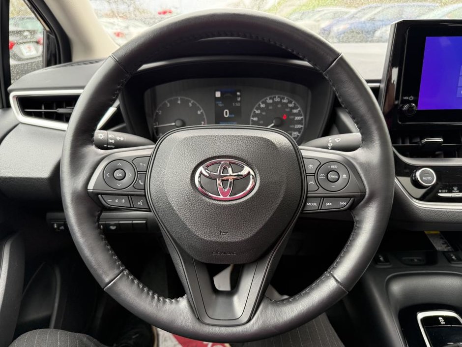 Toyota Corolla LE Upgrade 2023-14