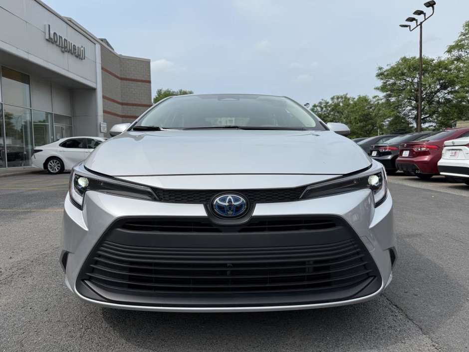 Toyota Corolla HYBRIDE LE AWD 2023-8