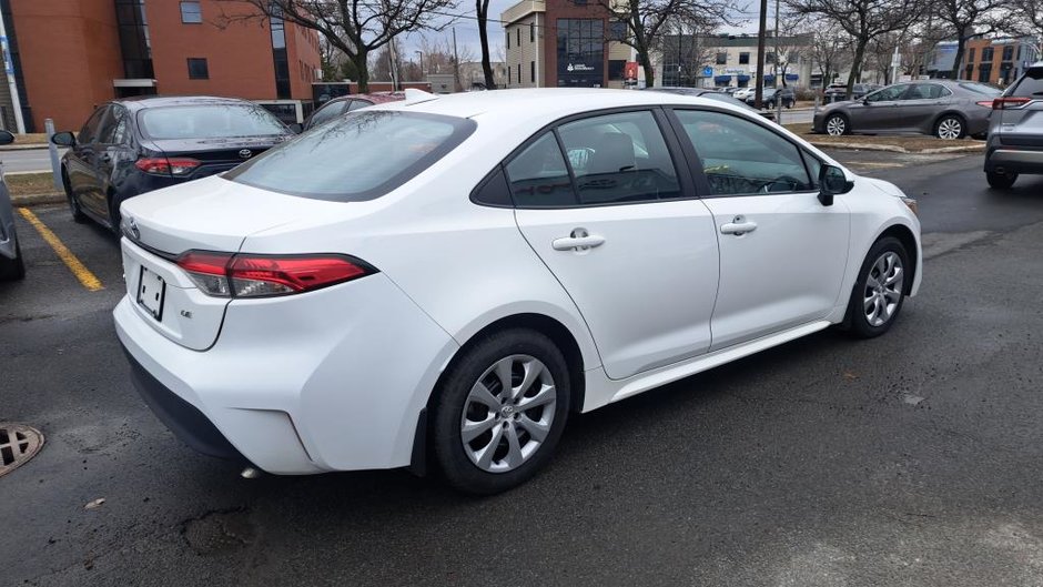 Toyota Corolla LE 2024-3