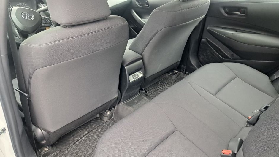 Toyota Corolla LE 2024-28