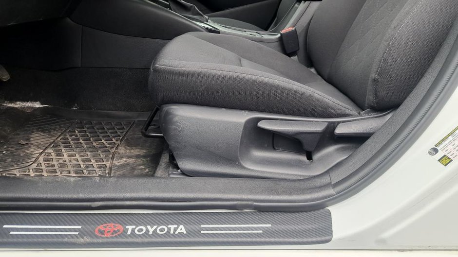 Toyota Corolla LE 2024-6