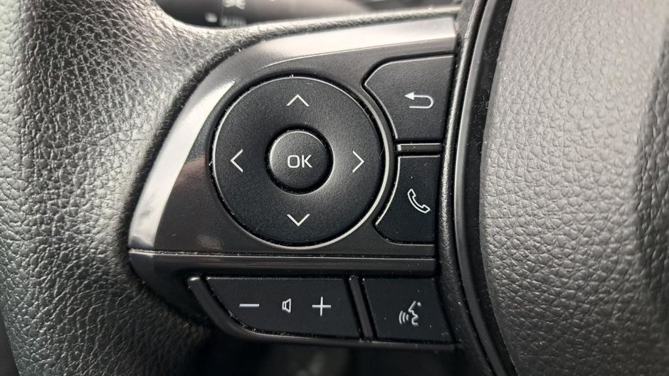 Toyota Corolla LE 2024-14