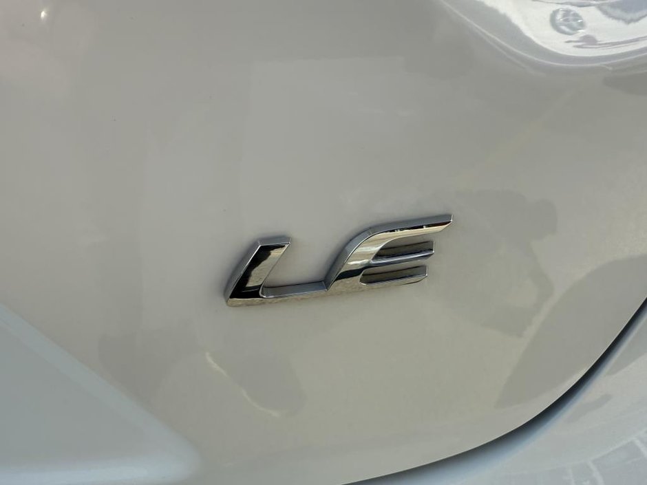 Toyota Corolla LE 2024-38