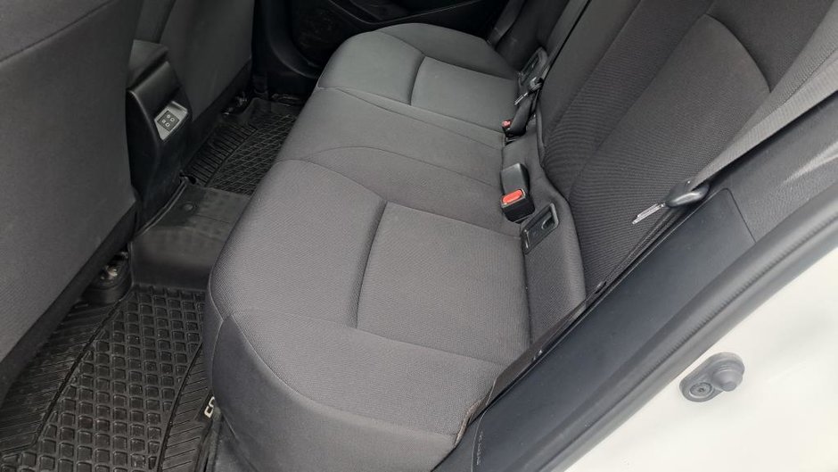Toyota Corolla LE 2024-26