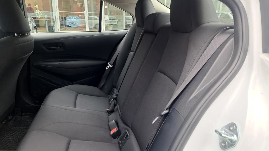 Toyota Corolla LE 2024-27
