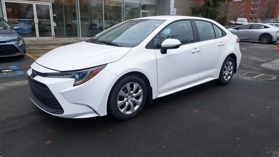 Toyota Corolla LE 2024-0