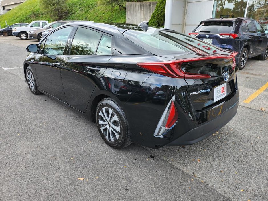 2020 Toyota PRIUS PRIME-2